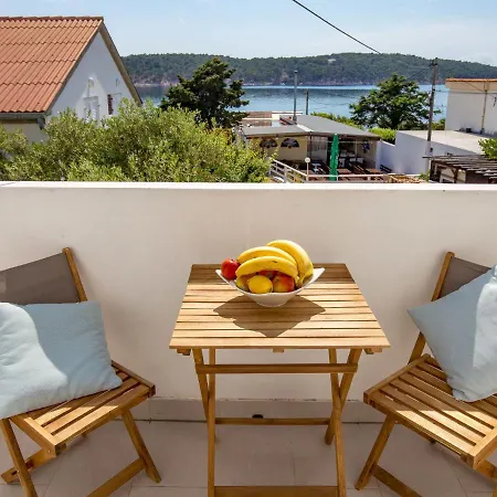 Simicic - Rab163 By Interhome *